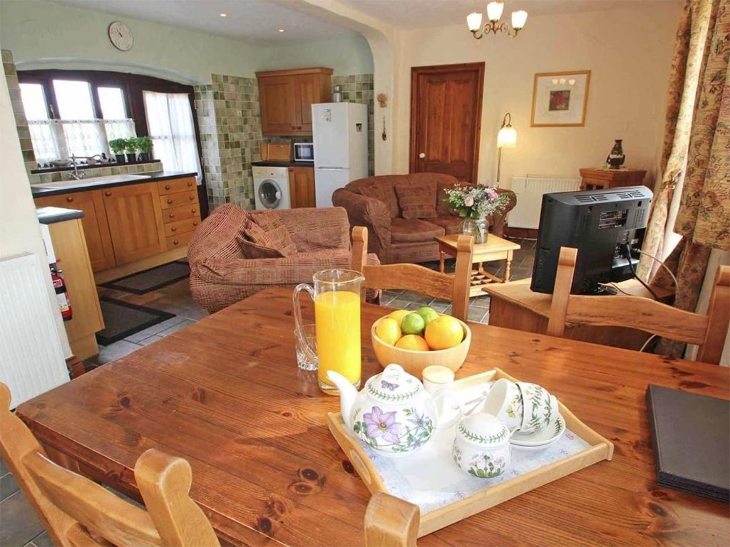 Byre Cottage, Bridge Holiday homes in Portreath & St Agnes
