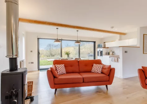The living area at Cabana Lakeside Lodge 4, Whitnage