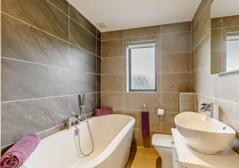 Bedroom #2 en-suite bathroom at Cabana Lakeside Lodge 4, Whitnage