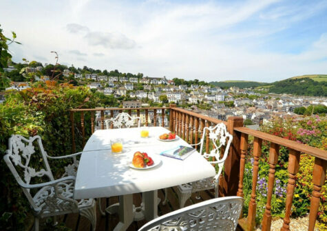 The garden terrace at Cairn Cottage, Dartmouth