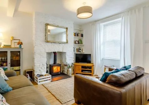 The living area at Captains Cottage, Brixham
