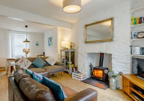 The living area at Captains Cottage, Brixham