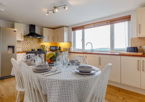 The kitchen & dining area at Cardew, Trevalga