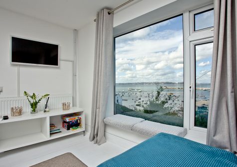 The living area at Castaway Cottage, Brixham