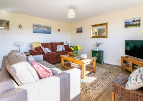 The living area at Cedar, Goldenbank