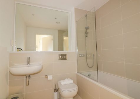 The bathroom at Chapel Rock View, Perranporth