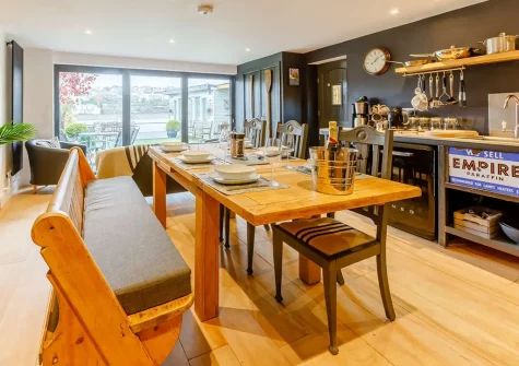 The kitchen & dining area at Chill Out At Number 10!, Bideford