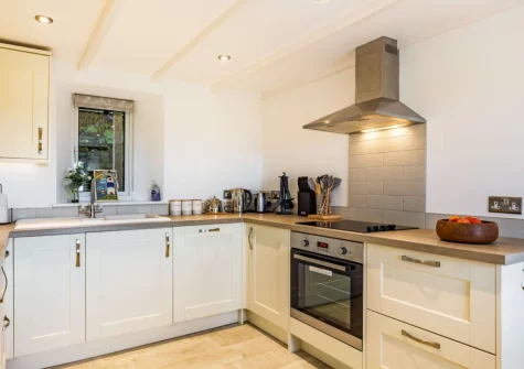 The kitchen at Christopher Cottage, Lanteglos