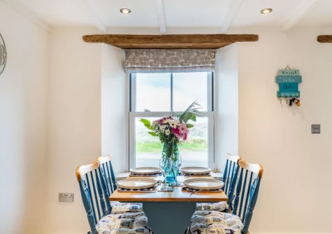 The dining area at Christopher Cottage, Lanteglos