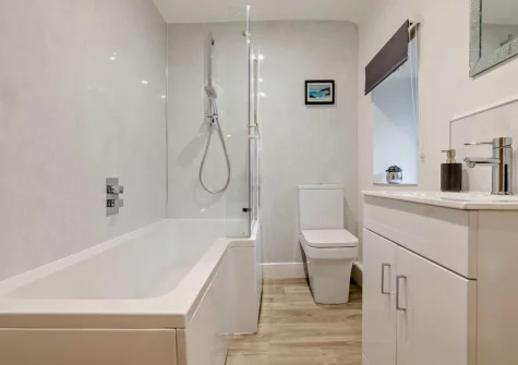 The bathroom at Church Cottage, Little Petherick