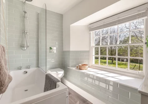 The bathroom at Churchtown Cottage, Blisland