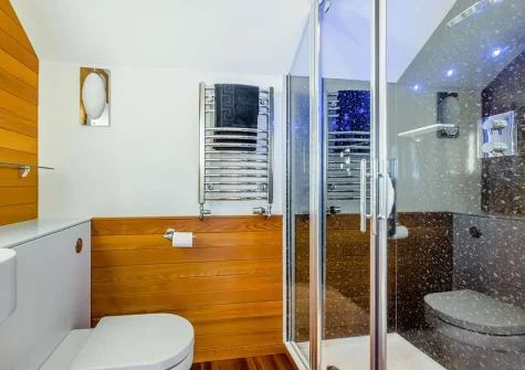 Bedroom #1 en-suite shower room at Chy Kerensa, Trewidland