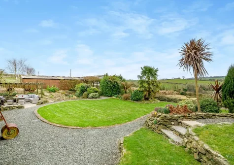 The beautifully manicured garden at Chy Kerensa, Trewidland