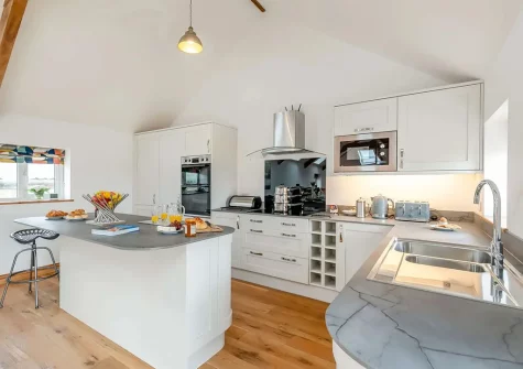 The kitchen at Chy Lowen, Penvose Farm, Tregurrian