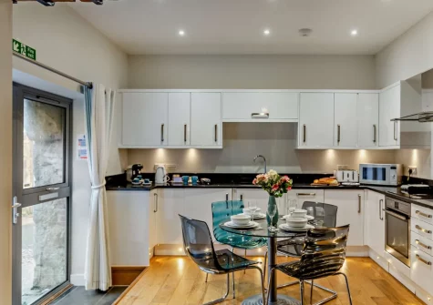 The kitchen & dining area at Chy Marner, Charlestown