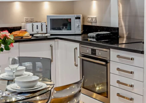 The kitchen & dining area at Chy Marner, Charlestown