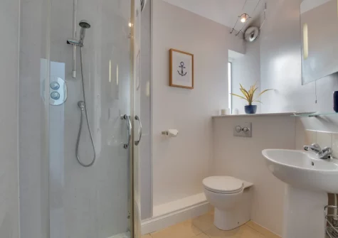 Bedroom #1 en-suite shower room at Chy Vean, Trevone