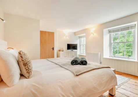 Bedroom #1 at Chyventon, Penryn