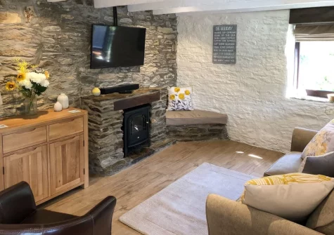 The living area at Cider Press Cottage, Fowey