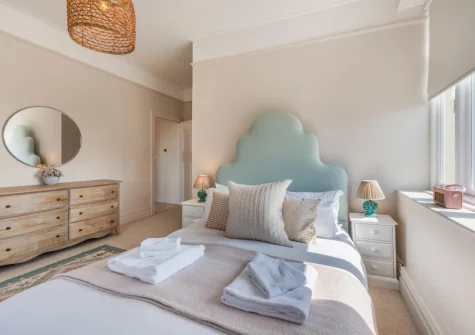 Bedroom #1 at Cleveland Villa, Instow