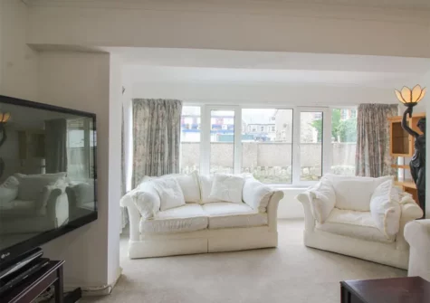 The living area at Clifton Villa, Newquay