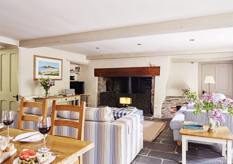 The living area at The Coach House, Gitcombe House Country Cottages, Cornworthy