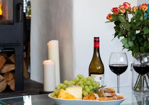 The living room at Coachmans, Little Petherick