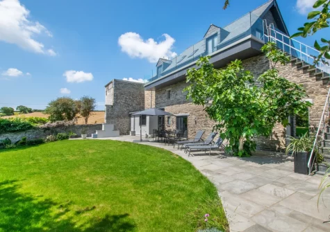 The patio, alfresco dining area & garden at Coachmans, Little Petherick