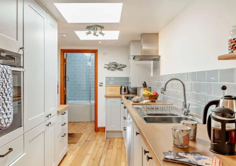 The kitchen at Cockle Cottage, Appledore