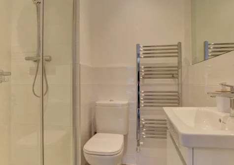 Bedroom #1 en-suite shower room at Coco Beach, Westward Ho!