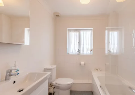 The bathroom at Codaro, Westward Ho!