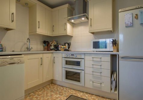 The kitchen at Columbine Cottage, Poughill