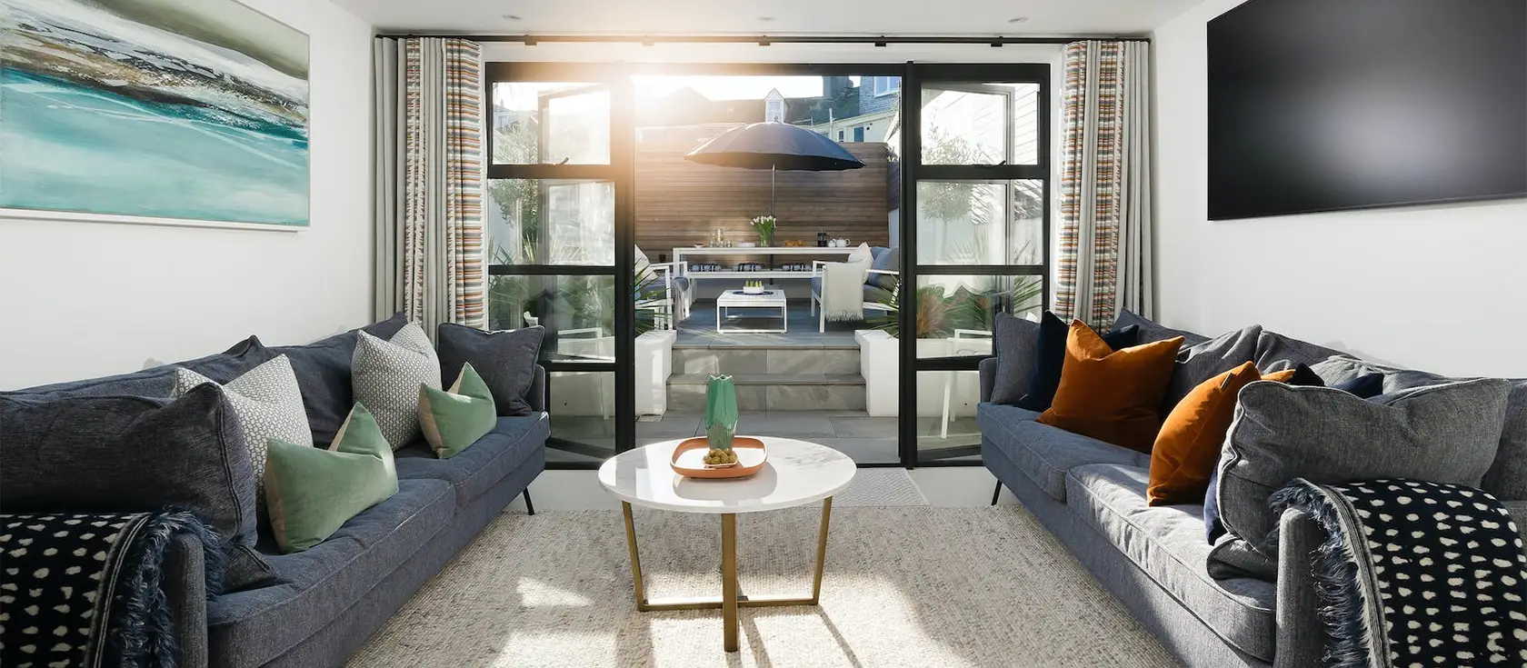 Come Up and Sea Me, St Ives is a stunning 4-bedroom holiday home boasting panoramic sea views. Located near the harbour and town centre, enjoy comfort, period features, and proximity to Porthmeor Beach and the peninsula for a perfect family getaway.