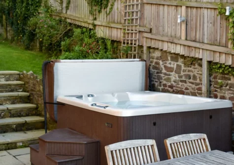 The patio & hot tub at Copperfield, Bideford