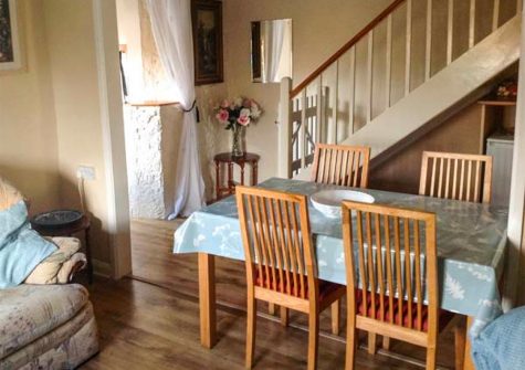 The dining area at Court Cottage, Holsworthy