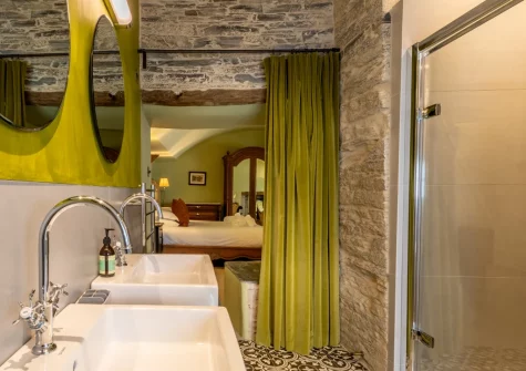 Bedroom #1 en-suite bathroom at Court House, Padstow