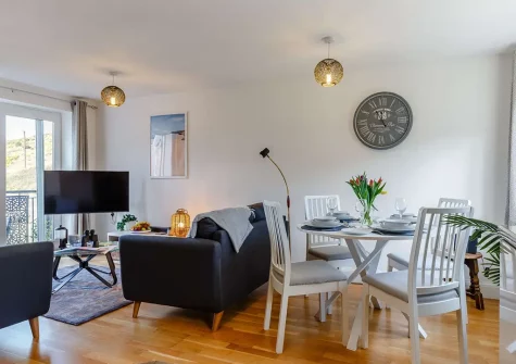 The living & dining area at Cove View, Porthtowan