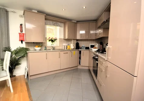 The kitchen at Cove View, Porthtowan