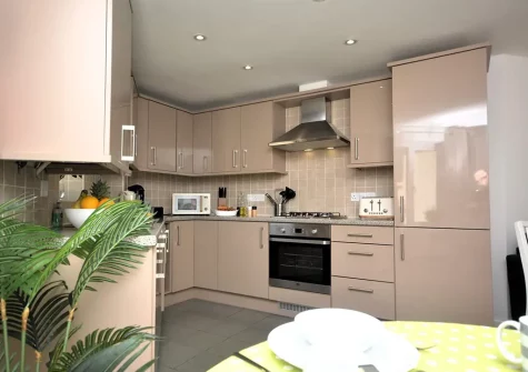 The kitchen at Cove View, Porthtowan