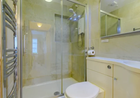 The shower room at Cowries, Constantine Bay