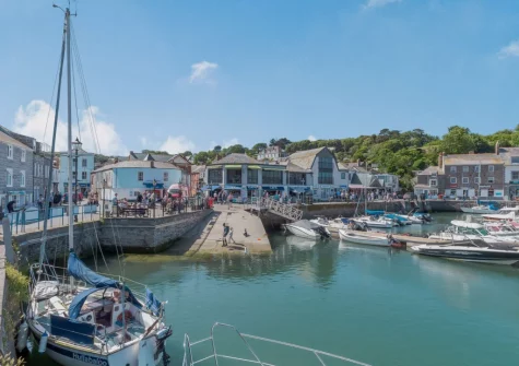 Nearby is the popular harbour town of Padstow, where you can sample some of the country's best seafood restaurants