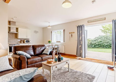 The living area at Crabbe Cottage, Poughill