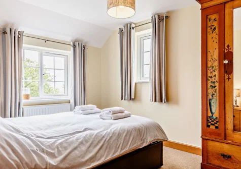 Bedroom #1 at Crabbe Cottage, Poughill