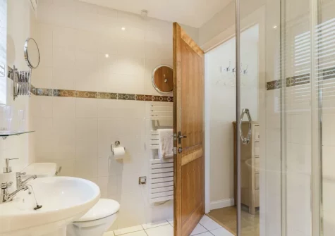 Bedroom #2 en-suite shower room at Creekside, Little Petherick