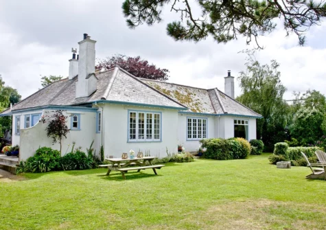 The front garden at Cregoes, Mylor Churchtown
