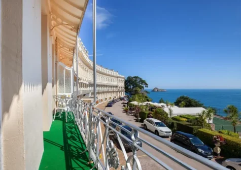 The balcony at Crescent Lookout, Torquay
