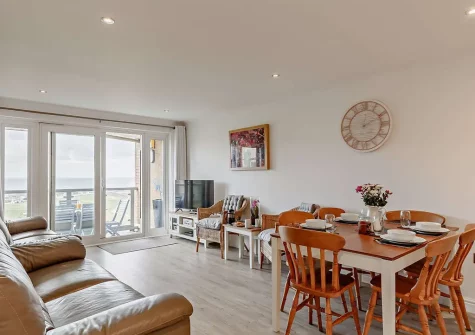 The living area at Cribber Point is an ideal base for exploring Newquayy's fabuolous sandy beaches and everything the town has to offerCribber Point, Newquay