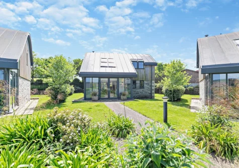 Crigmorrick is an airy & contemporary house with a warm & welcoming feel, a short walk to Trevone Beach