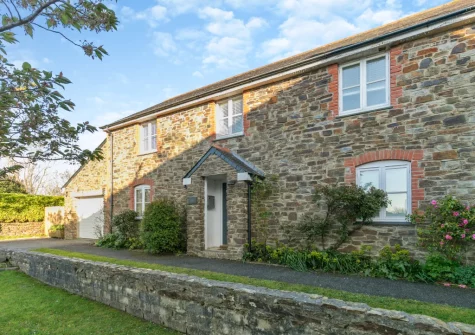 Croft House  is a superb holiday home, with stylish interiors and space for socialising