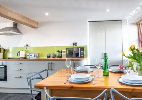 The kitchen & dining area at Cross Farm Cottage, Braunton